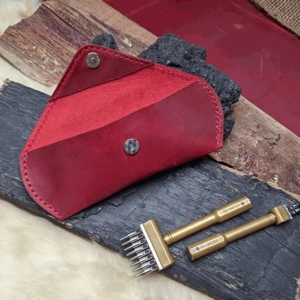 Sunglasses in Case | Handcrafted Leather Eyewear Case